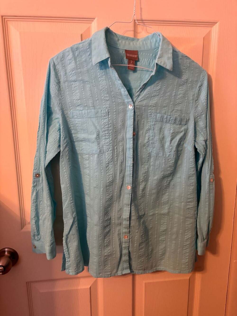 Chico's Light Blue Textured Cotton Gauze Roll-Tab Button Down Shirt